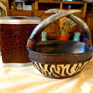 Horned Bowl and Kleenex holder